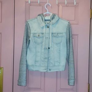 Wall Flower Denim Jacket M